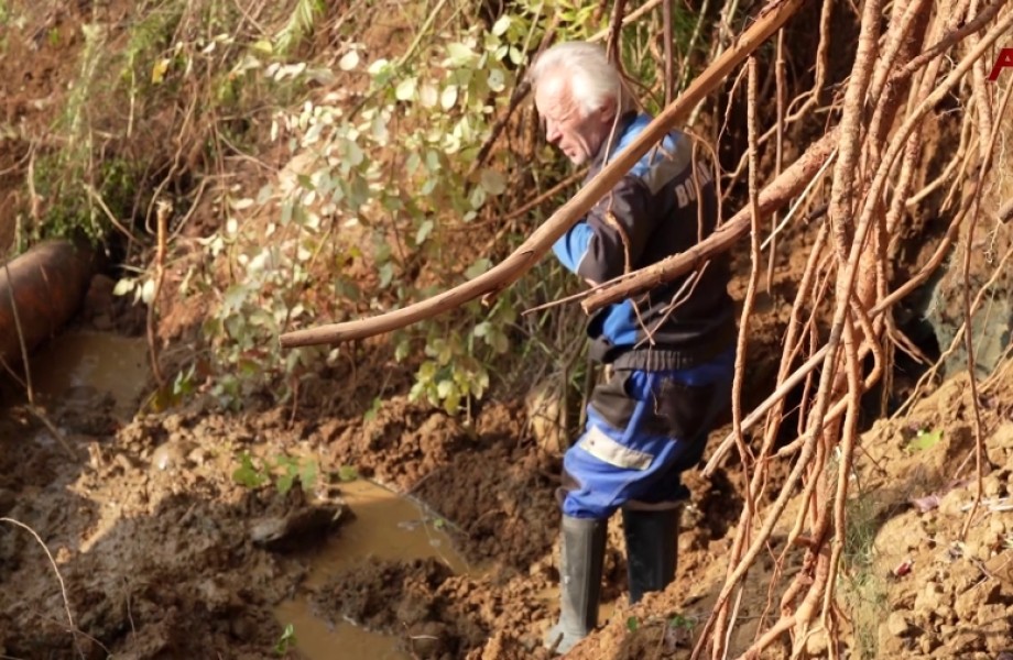 Специалисты «Водоканала» приступили к работам по устранению последствий аварии