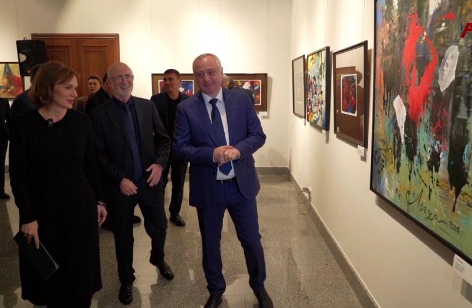 «Время и пространство» - так называется выставка народного художника Абхазии Нугзара Логуа