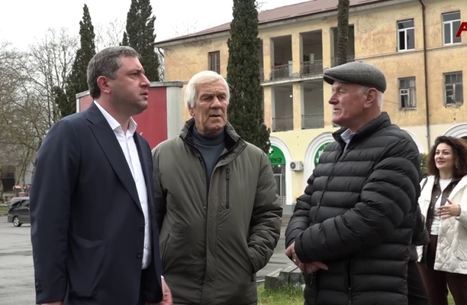 Ақалақь Фырхаҵа Тҟәарчал аҧҵара амш азгәаҭаразы аусурақәа мҽхакы ҭбаала имҩаҧысуеит