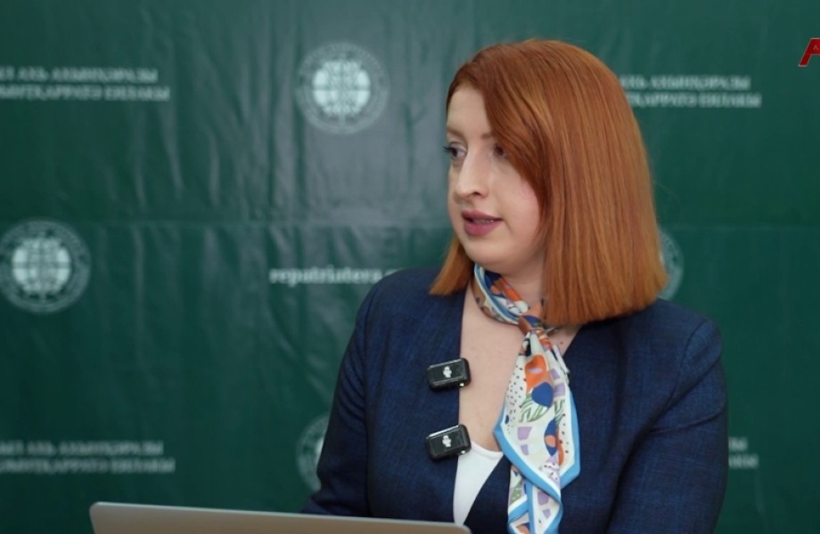 В Госкомитете по репатриации прошла встреча с нашей соотечественницей из Турции Эльчин Адзинба