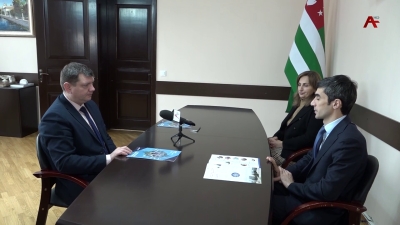 И. Габлия провел встречу с директором института организации и управлением набора БГТУ С. Булгаковым