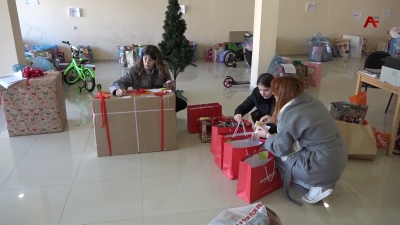 Каждый год компания Амобайл исполняет желания детей-подопечных фондов «Ашана» и Киараз»