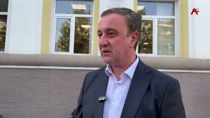 Аҧыза –министр В. Делба Аҟәа ақалақь 7-тәи алхырҭатә ҭыҧ хада актәи алхырҭатә ҭыҧ аҟны ибжьы аиҭеит