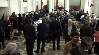 Аҧсны аҩбатәи ахада Сергеи Багаҧшь изку аусмҩаҧгатә мҩаҧысит Аҧсуа ҳәынҭқарратә драматә театр аҟны