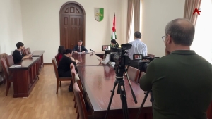 Владимир Делба провел брифинг, на котором рассказал о предстоящем Международном экономическом форуме