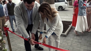 В Сухуме, в районе Турбазы, открылся новый центр обслуживания А-мобайл