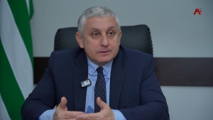 Аҧсны имҩаҧысуаз Жәларбжьратәи аекономикатә форум ҳтәыла аекономика аҿиразы алшрақәа аанартит