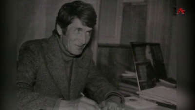 Апоет Таиф Аџьба игәалашәаратә мшы иазкны Аҧсны Аҳәынҭқарратә драматә театр аҟны имҩаҧган аспектакль