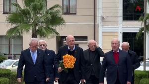 Коммунисты Абхазии отметили 107-летие ВЛКСМ