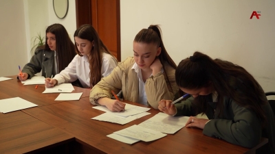 Арҭ амшқәа рзы ауниверситет аҿы факультет цыҧхьаӡа аҧсуа бызшәазы аҳәынҭҧышәарақәа мҩаҧысуеит