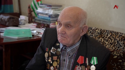 Иҧсҭазаара далҵит Аџьынџьтәылатә еибашьра Ду аветеран Алықьса Шьониа