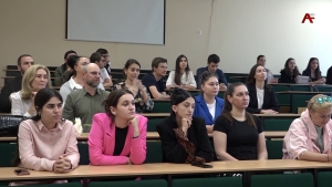 В Абхазском Государственном университете прошло вручение сертификатов экскурсоводам
